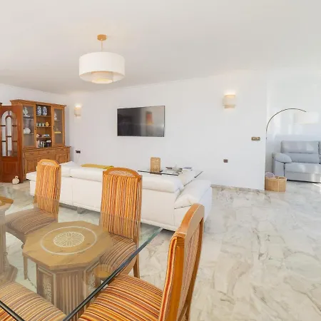 Cubo's Seaview Port & Free Parking Μάλαγα